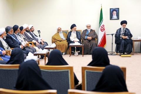  دیدار ستاد مرکزی اعتکاف و اعضای سوّمین جشنواره‌‌ی سراسری علمی فرهنگی اعتکاف با حضرت آیت‌الله خامنه‌ای