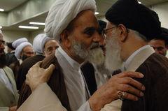 رهبر معظم انقلاب درگذشت آیت الله زرندی را تسلیت گفتند