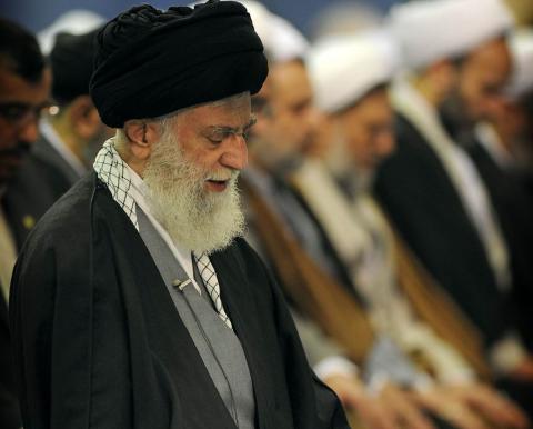 آيت الله العظمی خامنه اي رهبر معظم انقلاب اسلامي