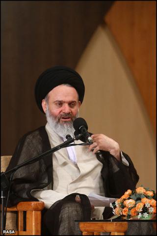 حجت الاسلام و المسلمین سید هاشم حسینی بوشهری، مدیر حوزه های علمیه کشور 