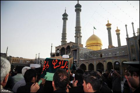 مراسم تشییع پیکر آیت‌الله حاج شیخ حسین شب‌ زنده‌دار 